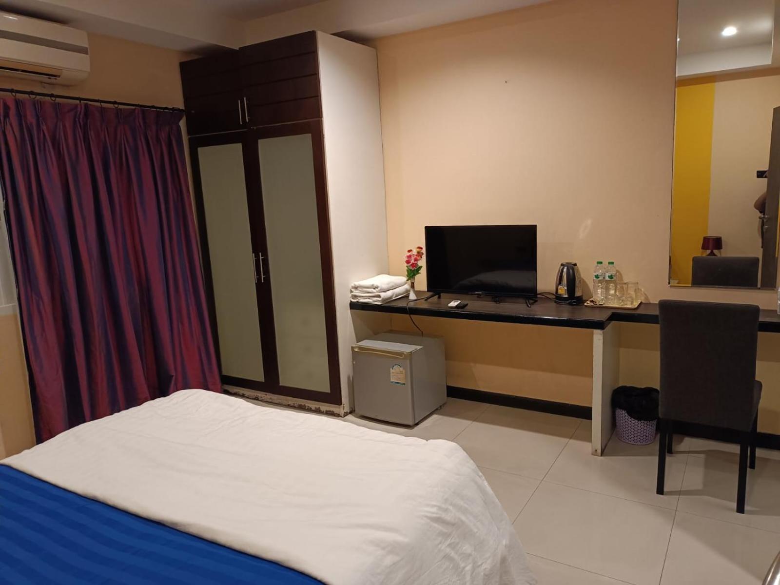 פאטאיה Aura Inn Rooms מראה חיצוני תמונה