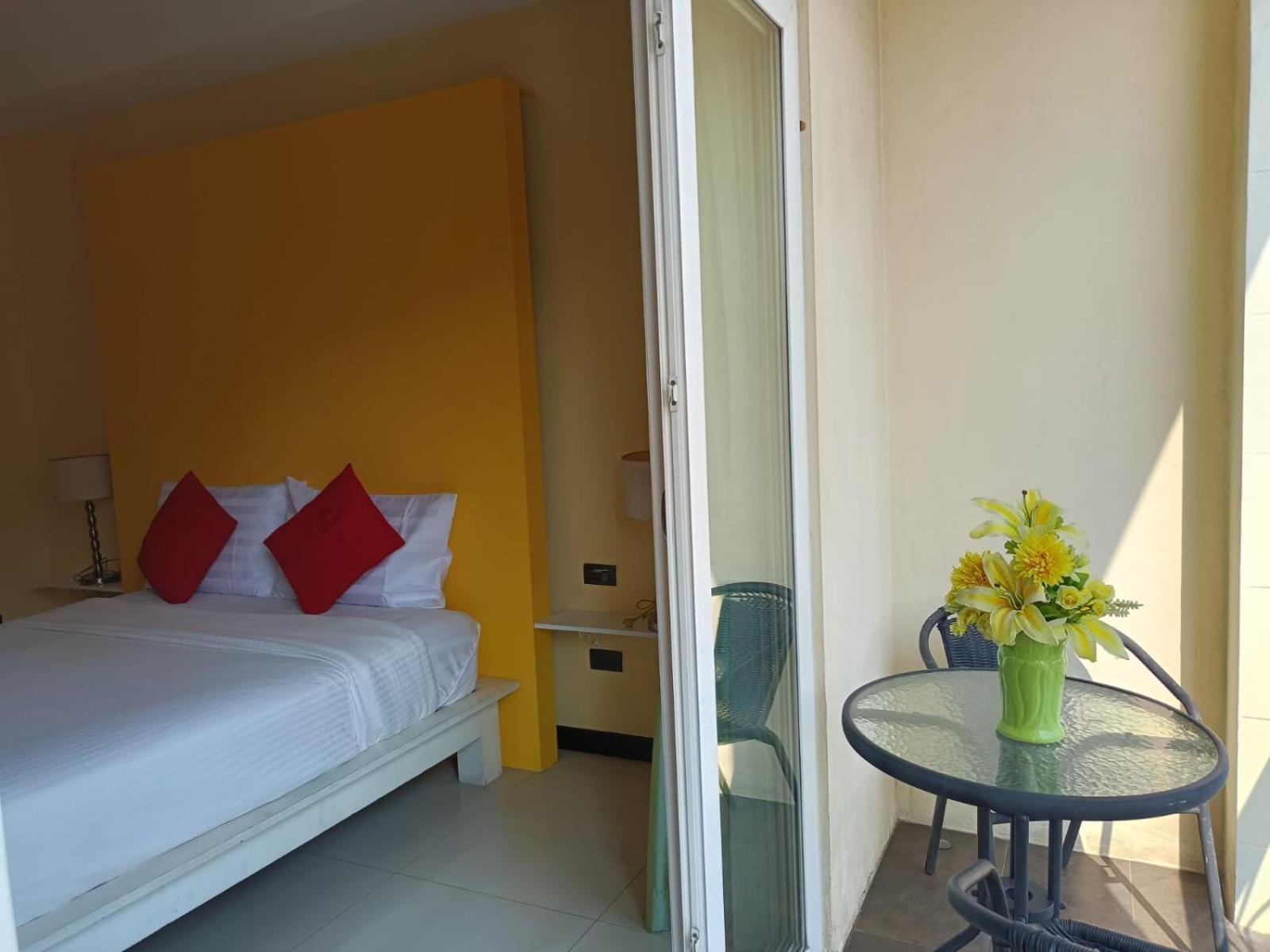 פאטאיה Aura Inn Rooms מראה חיצוני תמונה
