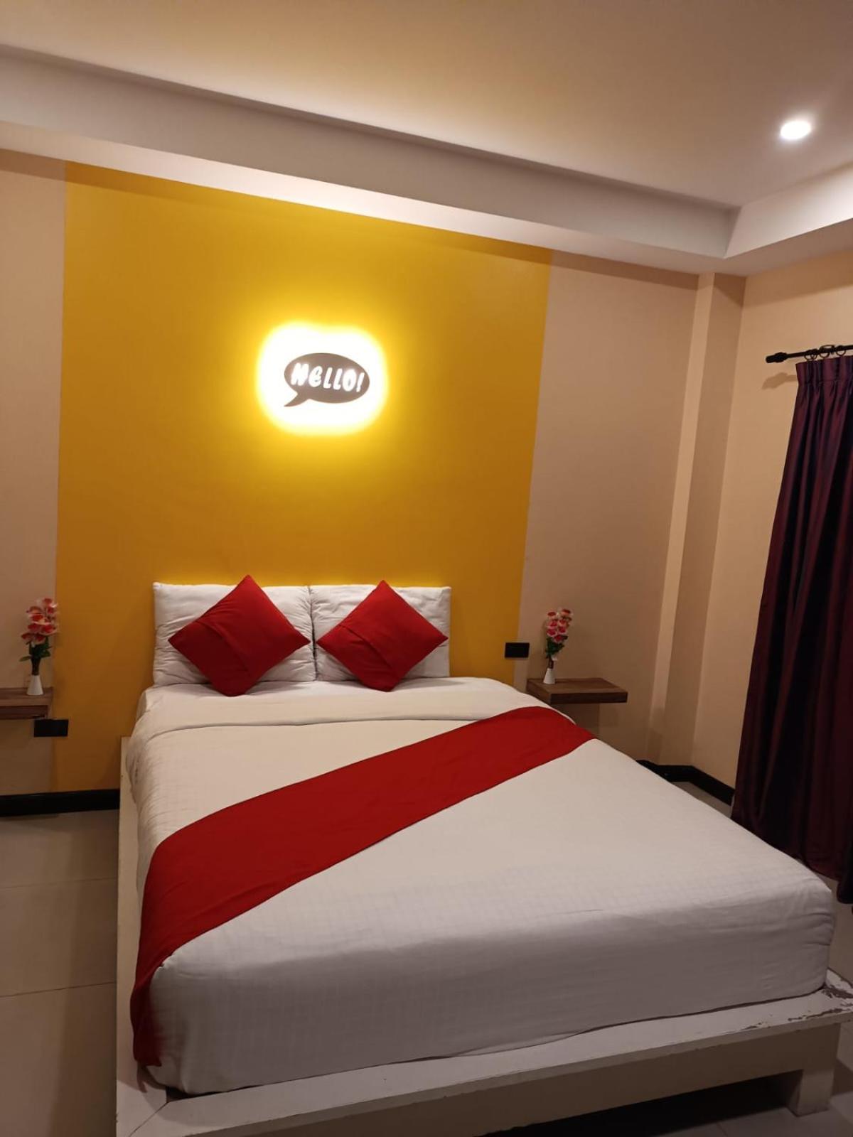 פאטאיה Aura Inn Rooms מראה חיצוני תמונה